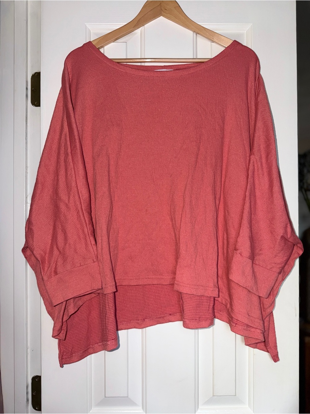Coral Oversized Boxy Knit Top. Sz L‎